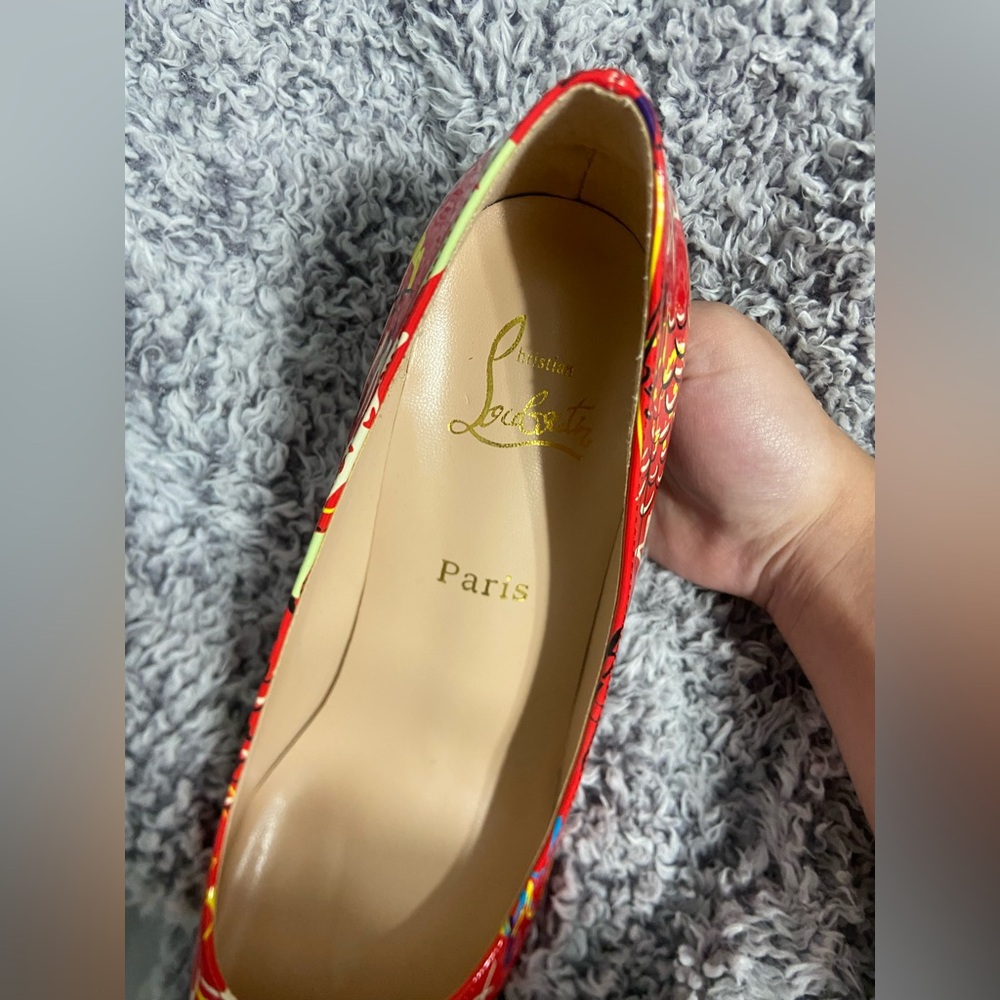 Colorful Women's Shoe - Picture 2 of 6